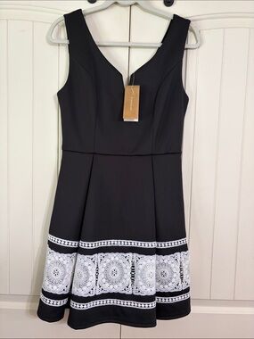 Francesca's Collections Black Mini Dress with White Crochet Trim Size M NWT